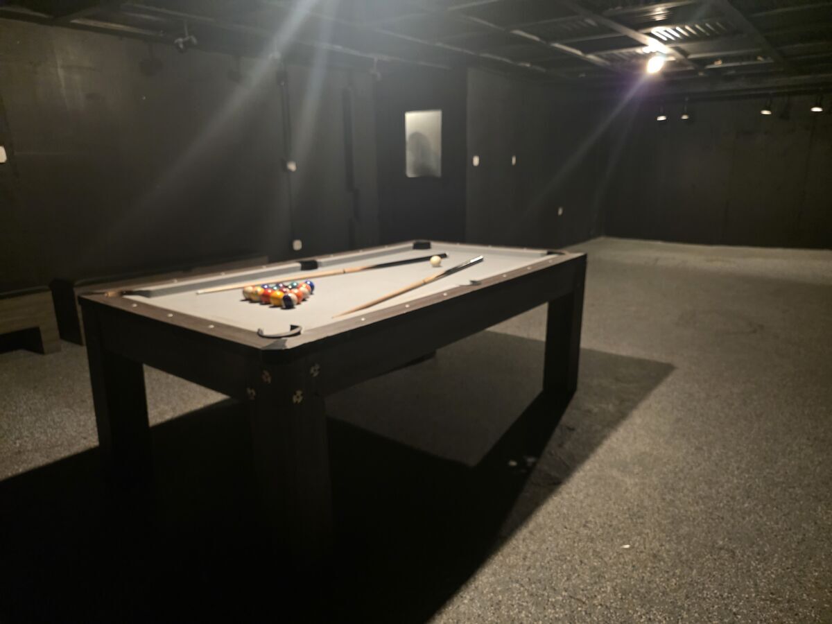 Basement Studio West at 838–842 W. Grand Avenue 7