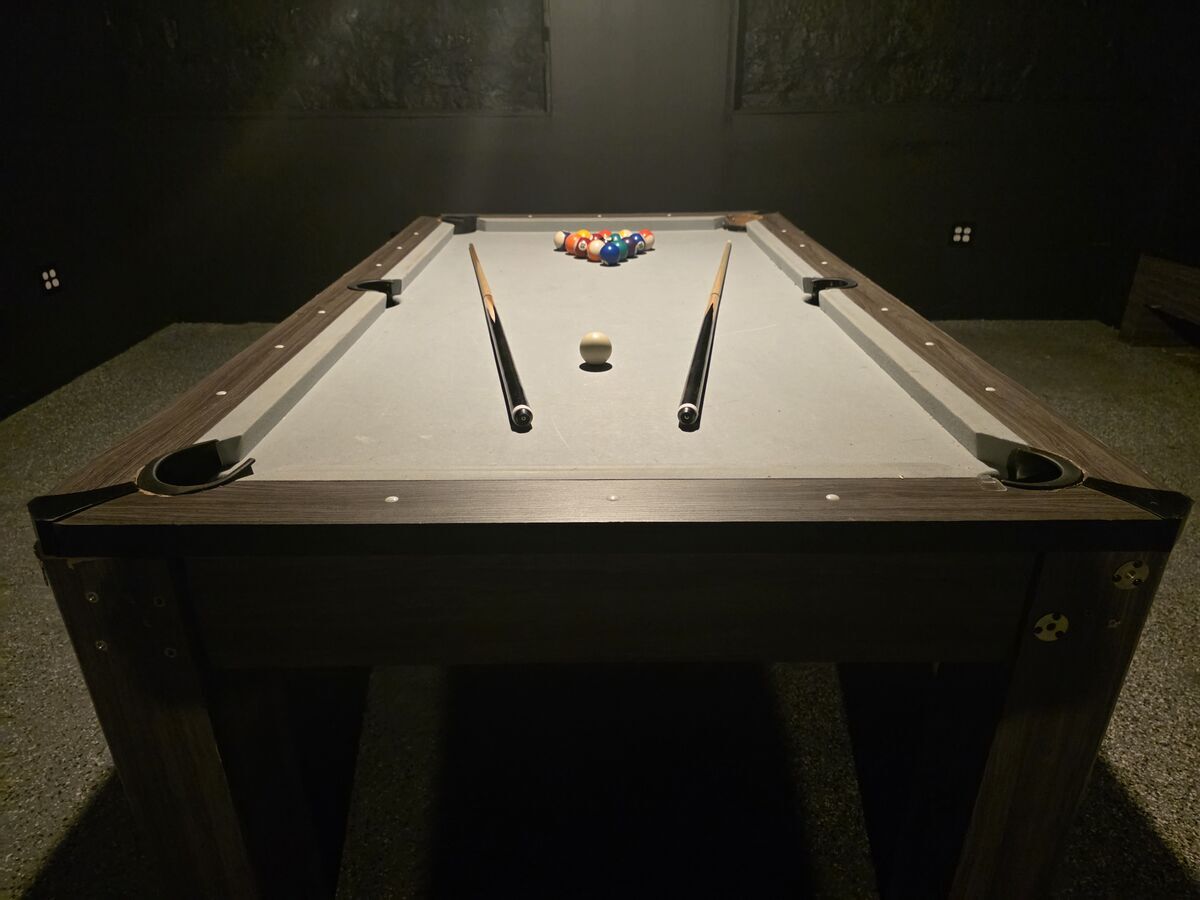 Basement Studio West at 838–842 W. Grand Avenue 9