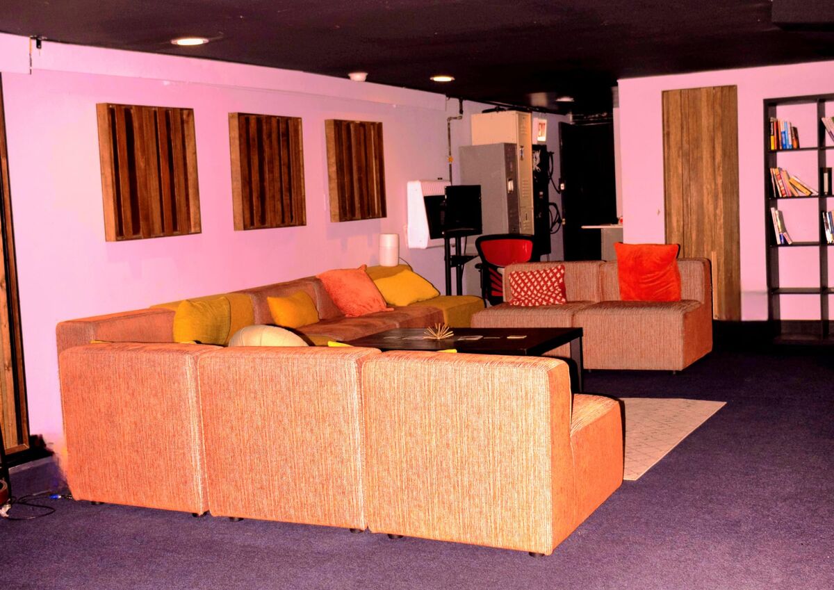 Lower-level production studio at 1415 N. Ashland Avenue 9