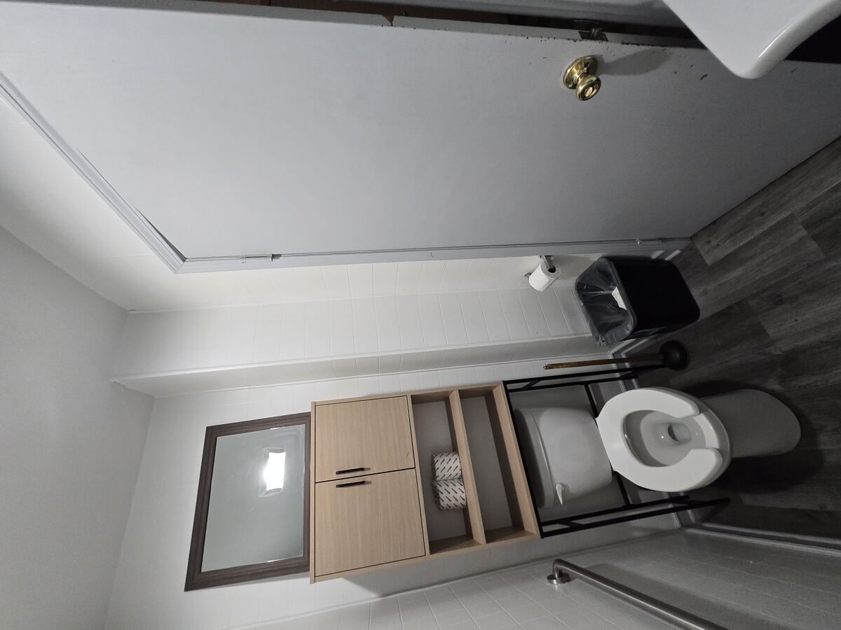 1417 N. Ashland Avenue 7